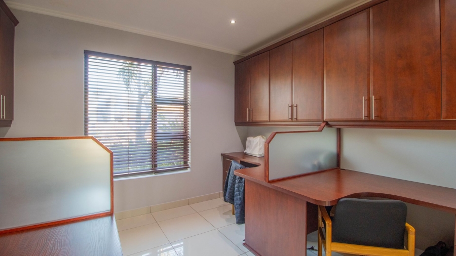 4 Bedroom Property for Sale in Serengeti Lifestyle Estate Gauteng