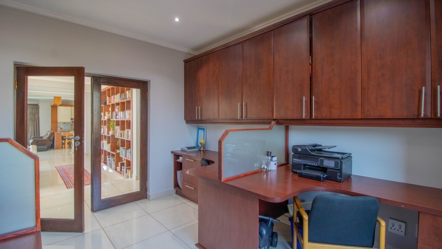 4 Bedroom Property for Sale in Serengeti Lifestyle Estate Gauteng