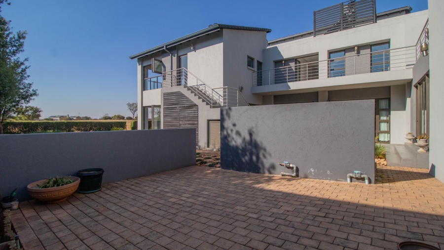 4 Bedroom Property for Sale in Serengeti Lifestyle Estate Gauteng