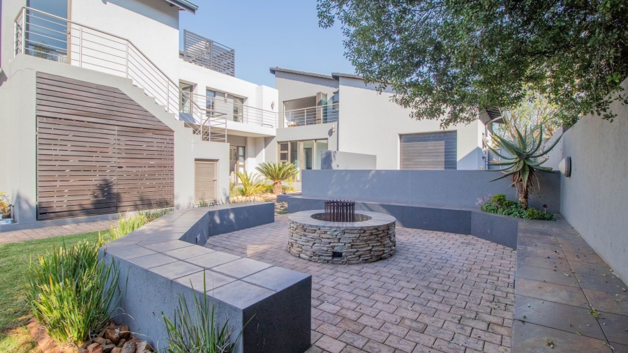 4 Bedroom Property for Sale in Serengeti Lifestyle Estate Gauteng