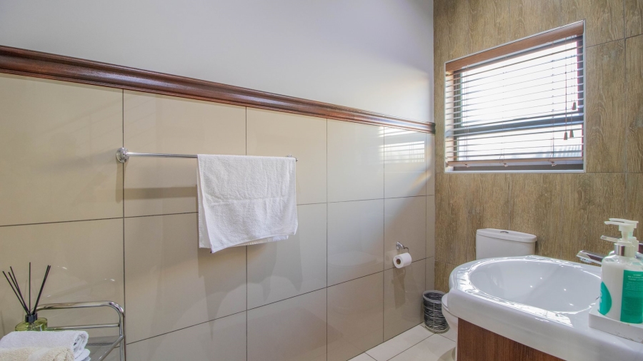 4 Bedroom Property for Sale in Serengeti Lifestyle Estate Gauteng
