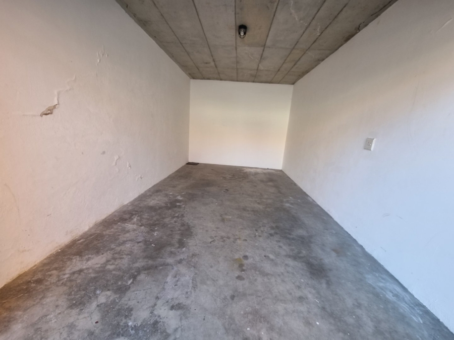 2 Bedroom Property for Sale in The Reeds Gauteng