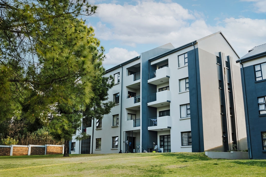 2 Bedroom Property for Sale in Glen Austin Gauteng
