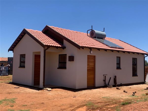 3 Bedroom Property for Sale in Crystal Park Gauteng