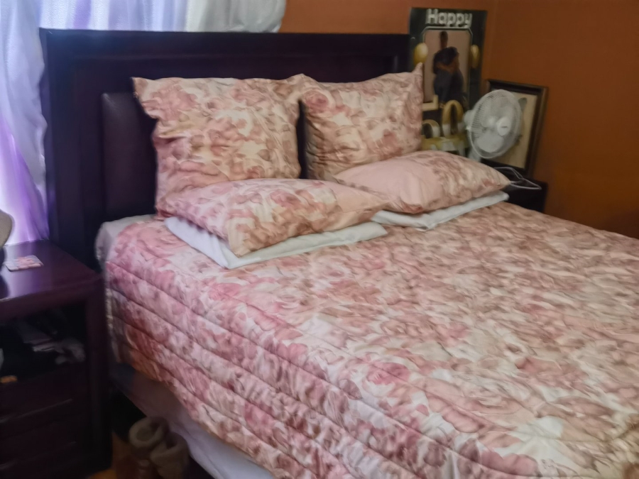 3 Bedroom Property for Sale in Etwatwa Gauteng