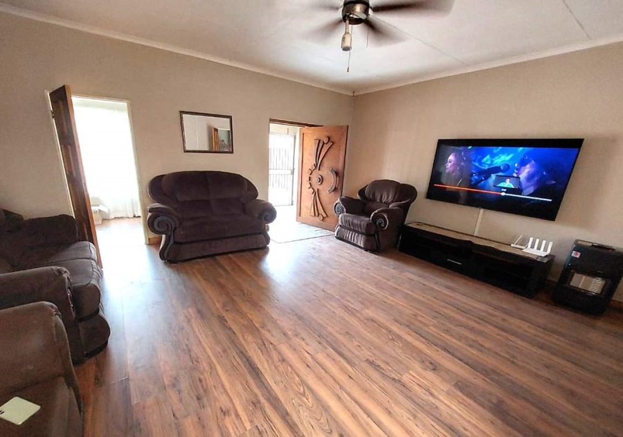 5 Bedroom Property for Sale in Ferryvale Gauteng