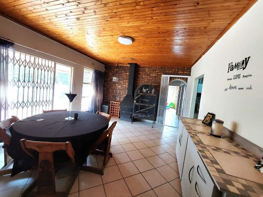 5 Bedroom Property for Sale in Ferryvale Gauteng