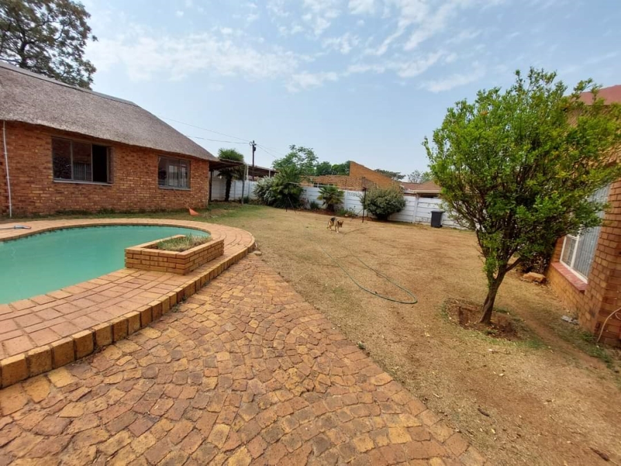 5 Bedroom Property for Sale in Ferryvale Gauteng