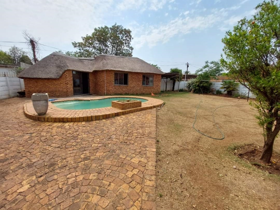 5 Bedroom Property for Sale in Ferryvale Gauteng