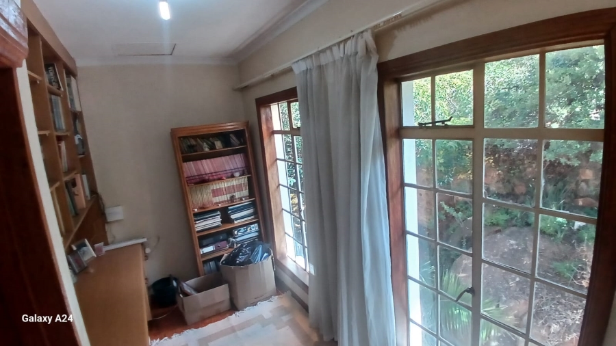 4 Bedroom Property for Sale in Glenvista Gauteng