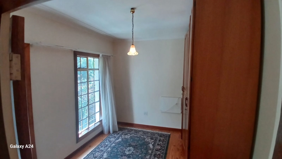 4 Bedroom Property for Sale in Glenvista Gauteng