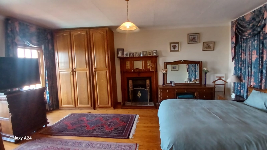 4 Bedroom Property for Sale in Glenvista Gauteng