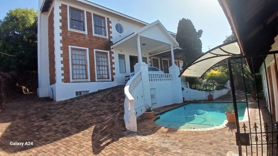 4 Bedroom Property for Sale in Glenvista Gauteng
