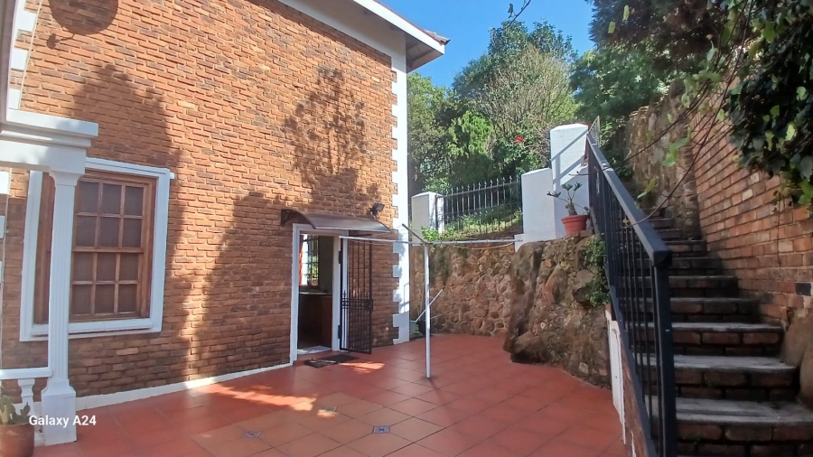 4 Bedroom Property for Sale in Glenvista Gauteng
