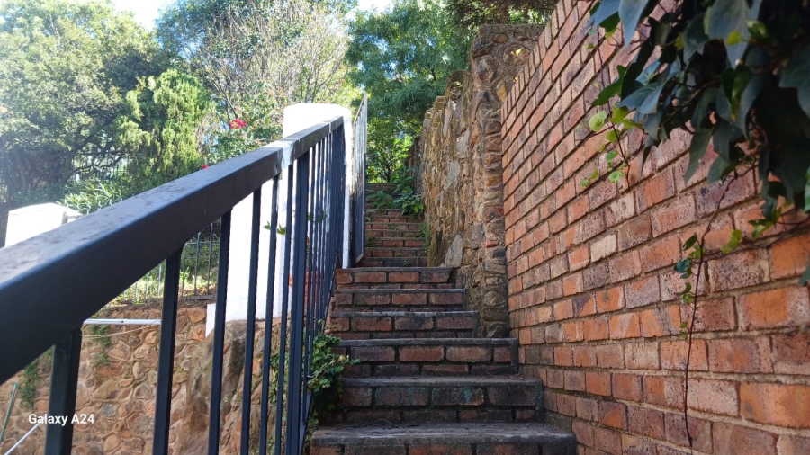 4 Bedroom Property for Sale in Glenvista Gauteng