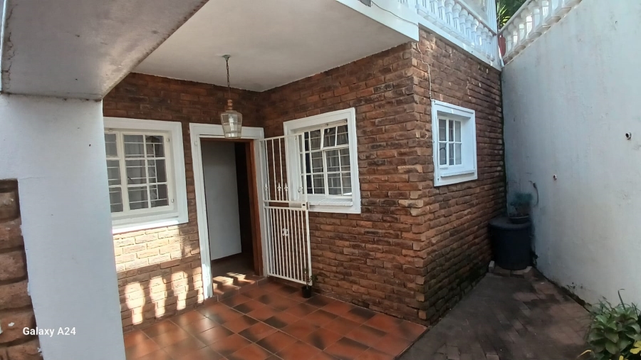 4 Bedroom Property for Sale in Glenvista Gauteng