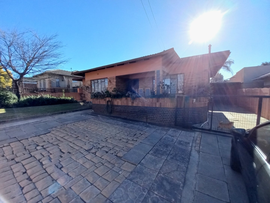 3 Bedroom Property for Sale in Homestead Gauteng