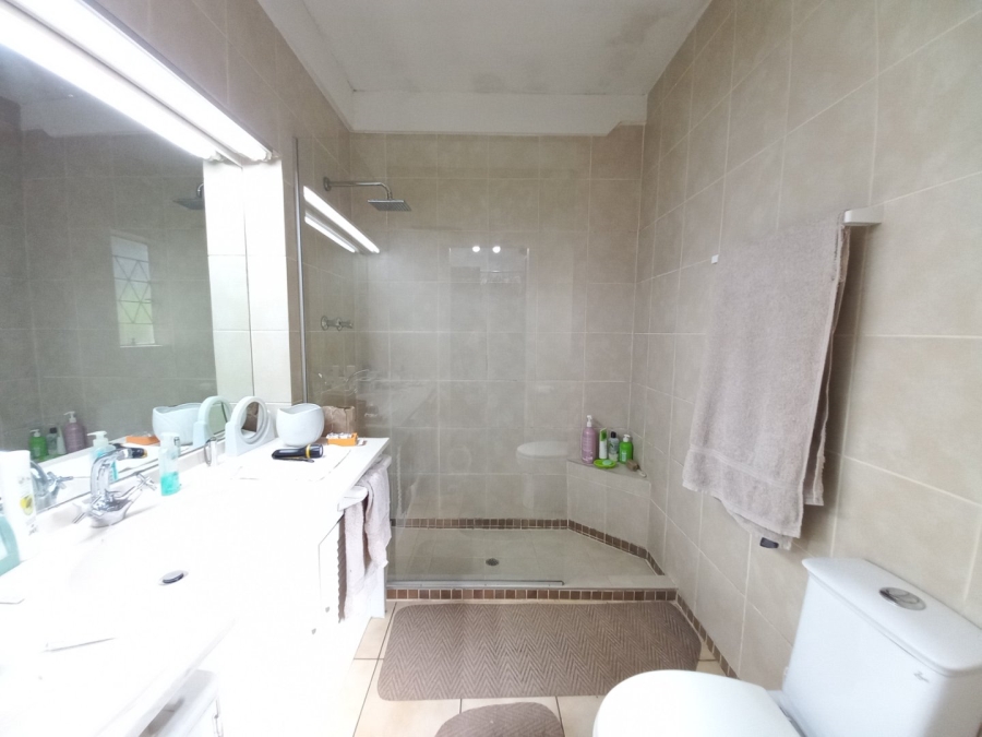3 Bedroom Property for Sale in Edenvale Central Gauteng