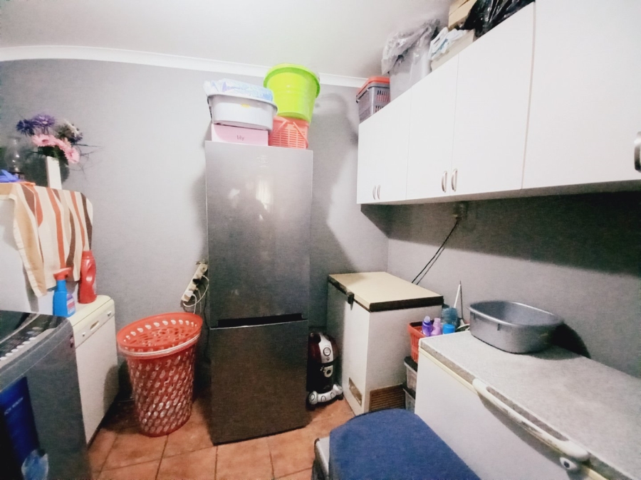 3 Bedroom Property for Sale in Rustivia Gauteng