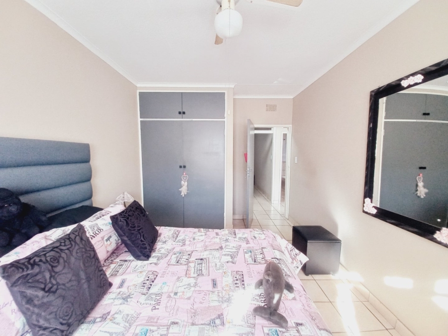 3 Bedroom Property for Sale in Rustivia Gauteng
