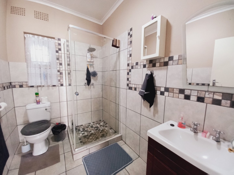 3 Bedroom Property for Sale in Rustivia Gauteng