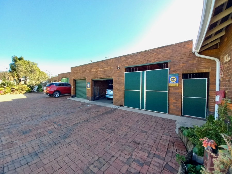 3 Bedroom Property for Sale in Rustivia Gauteng