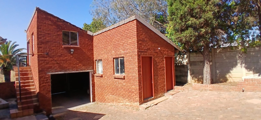 3 Bedroom Property for Sale in Heuweloord Gauteng