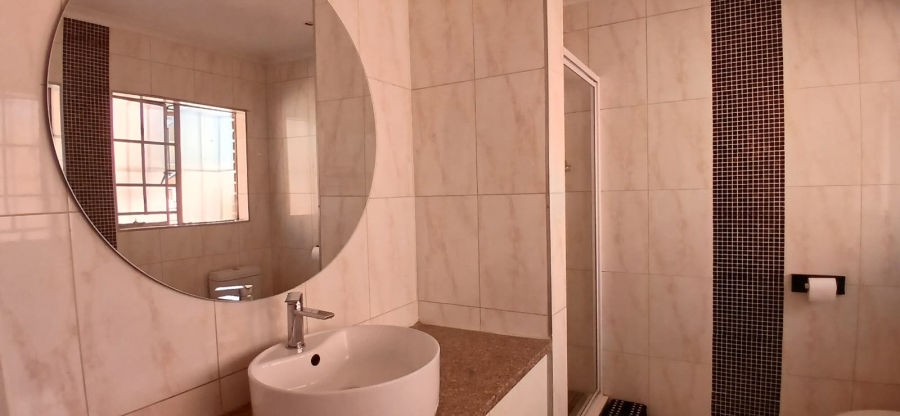 3 Bedroom Property for Sale in Heuweloord Gauteng