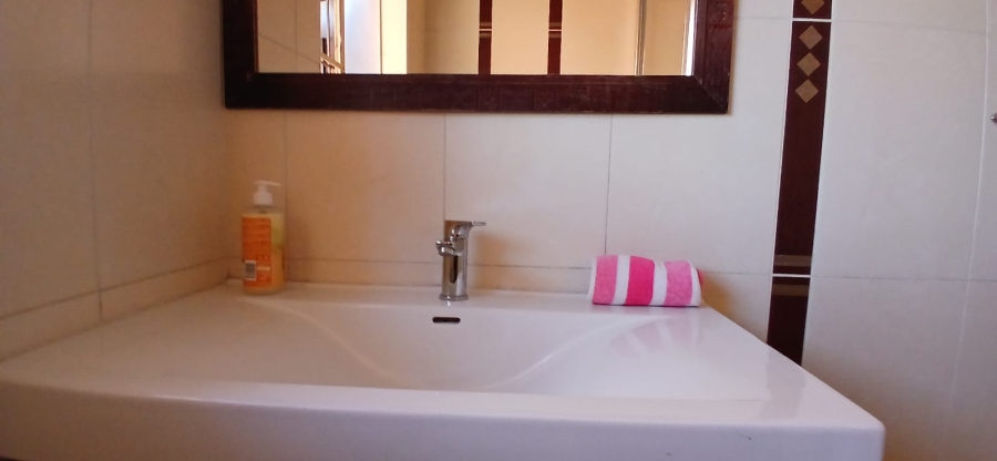 3 Bedroom Property for Sale in Heuweloord Gauteng