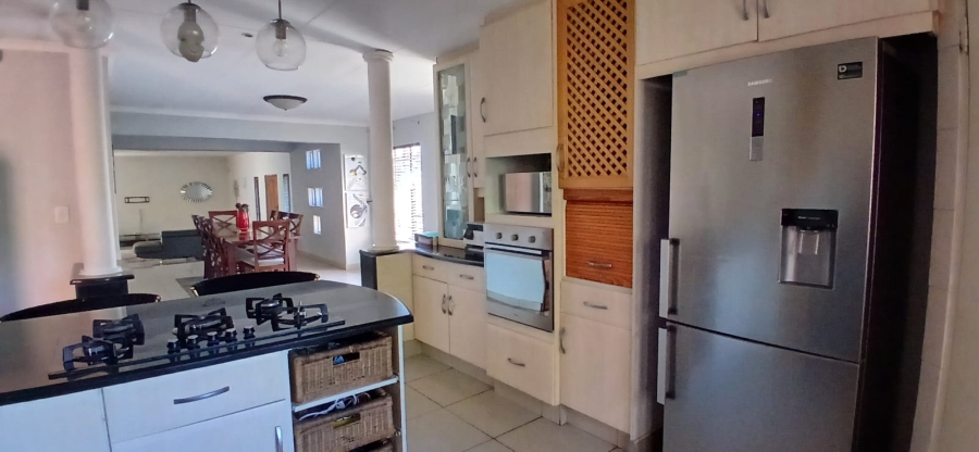 3 Bedroom Property for Sale in Heuweloord Gauteng