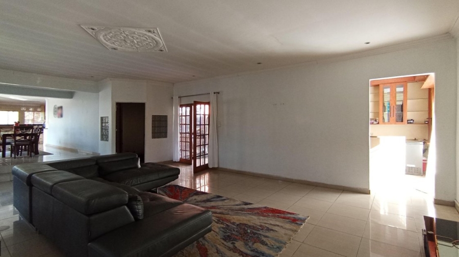 3 Bedroom Property for Sale in Heuweloord Gauteng
