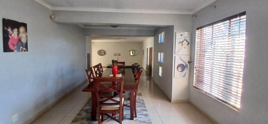 3 Bedroom Property for Sale in Heuweloord Gauteng