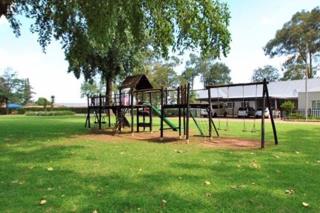 To Let 2 Bedroom Property for Rent in Comet Gauteng