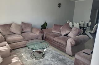 To Let 2 Bedroom Property for Rent in Greenstone Hill Gauteng