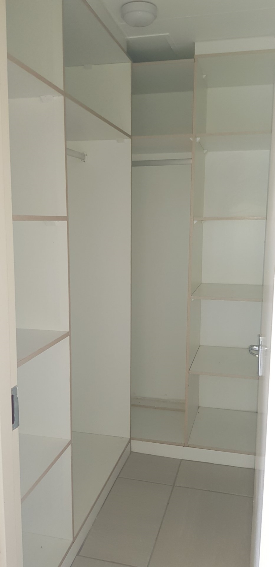 To Let 1 Bedroom Property for Rent in Ormonde Gauteng