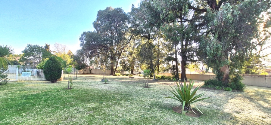 To Let 1 Bedroom Property for Rent in Ormonde Gauteng