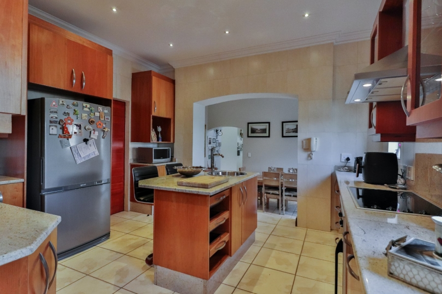 To Let 4 Bedroom Property for Rent in Meyersdal Gauteng