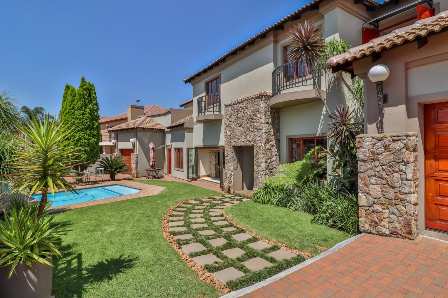 To Let 4 Bedroom Property for Rent in Meyersdal Gauteng