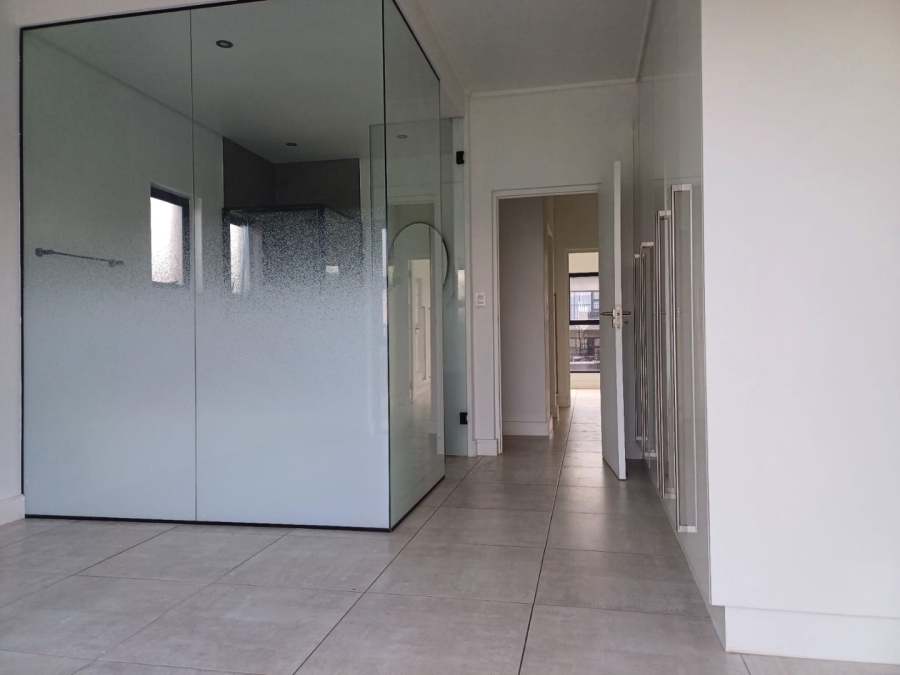 To Let 2 Bedroom Property for Rent in The Polofields Gauteng