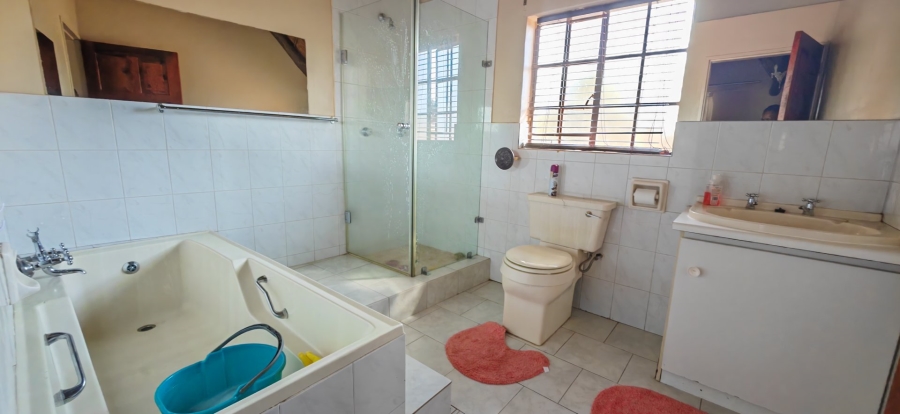 3 Bedroom Property for Sale in Amandasig Gauteng
