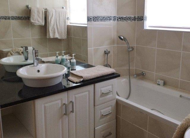 7 Bedroom Property for Sale in Lochvaal Gauteng