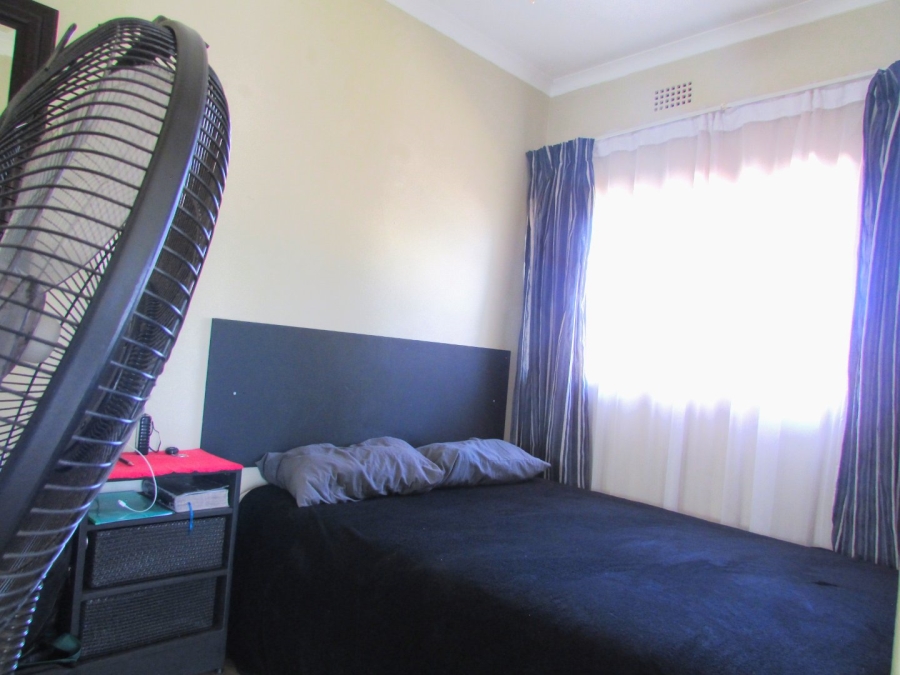 4 Bedroom Property for Sale in Flora Gardens Gauteng