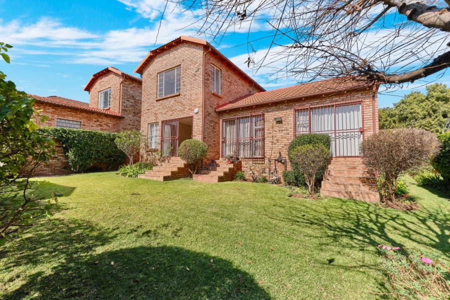 3 Bedroom Property for Sale in Randpark Ridge Gauteng