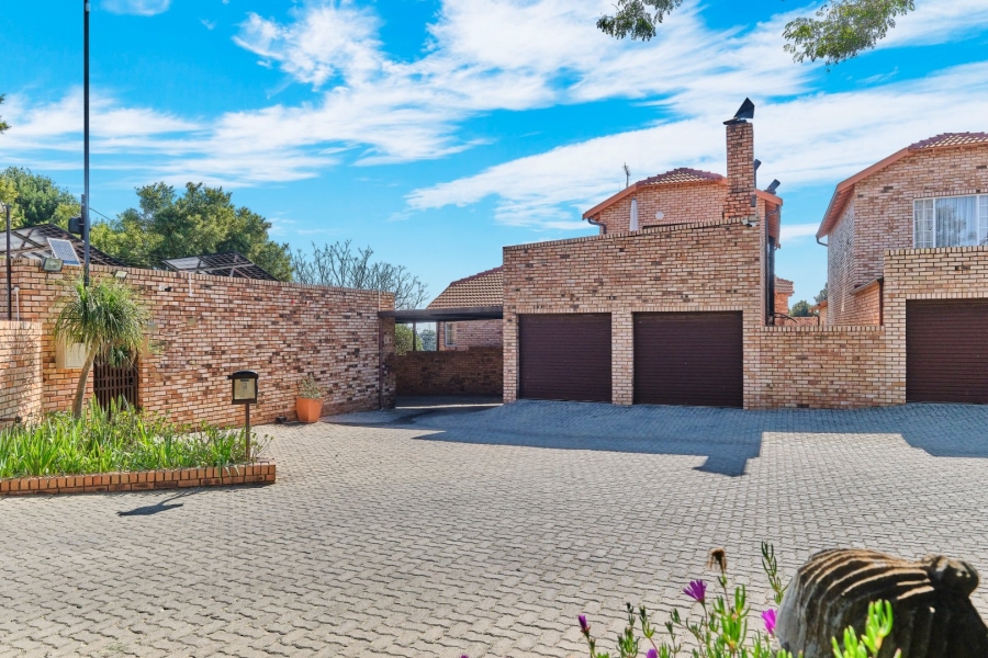 3 Bedroom Property for Sale in Randpark Ridge Gauteng