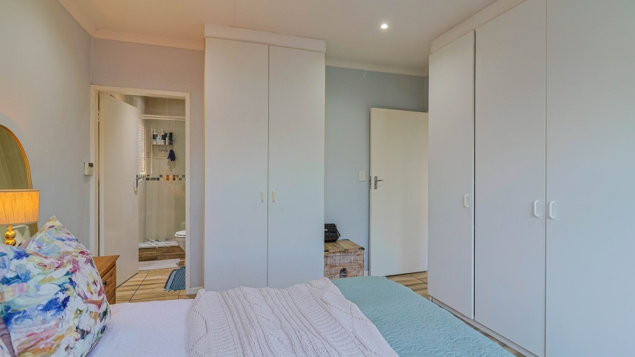 3 Bedroom Property for Sale in Wilgeheuwel Gauteng