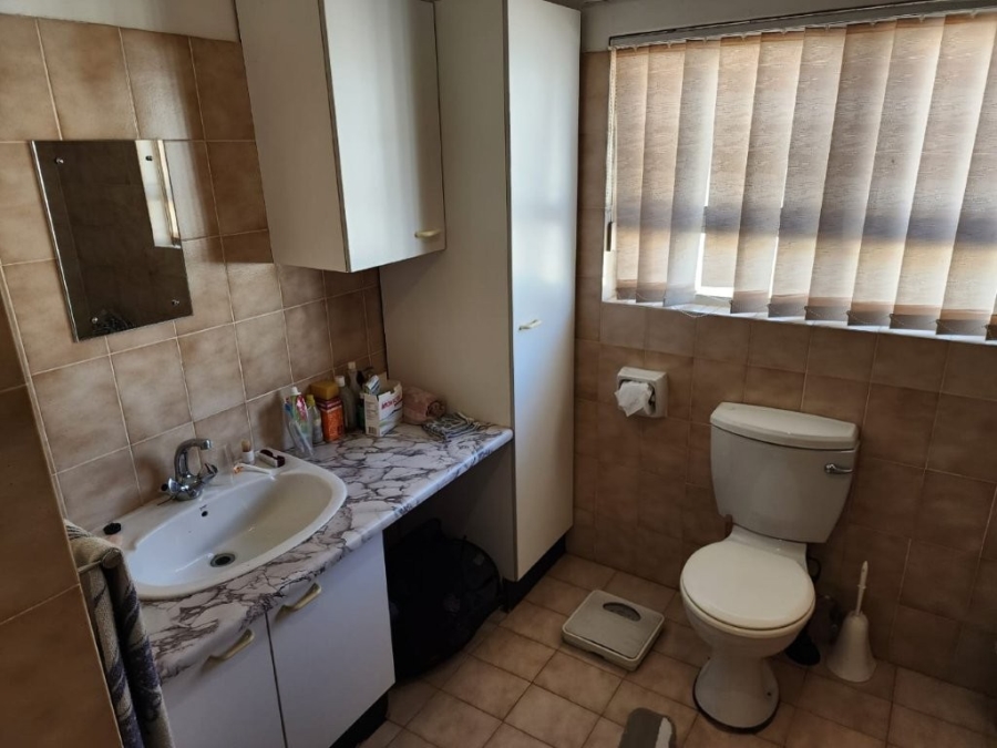 1 Bedroom Property for Sale in Terenure Gauteng