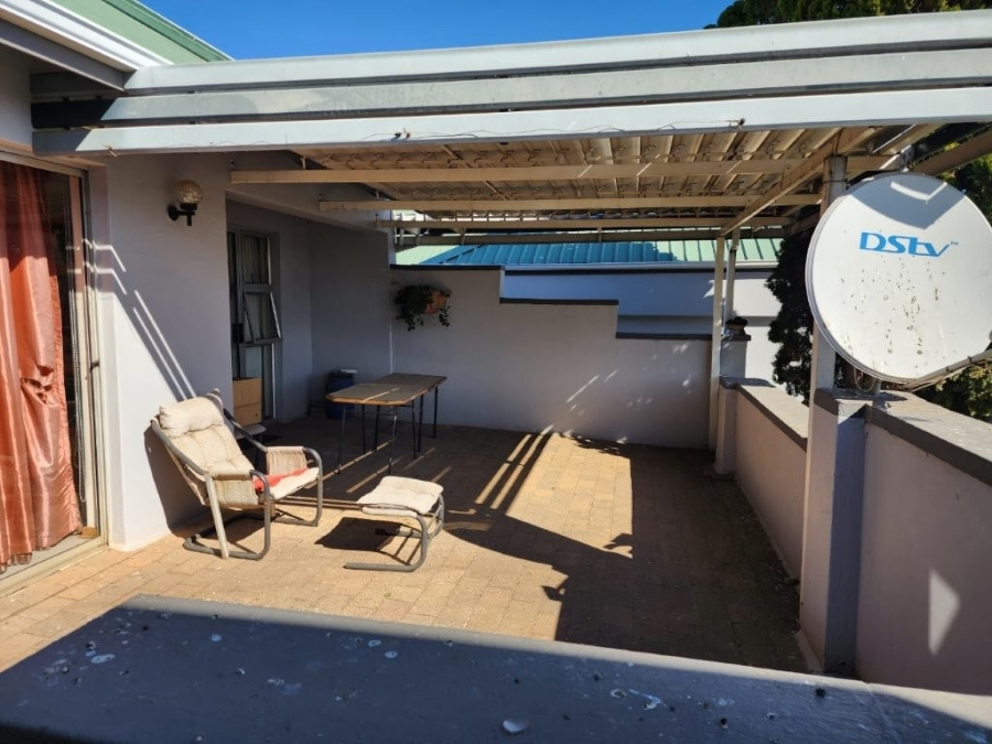 1 Bedroom Property for Sale in Terenure Gauteng