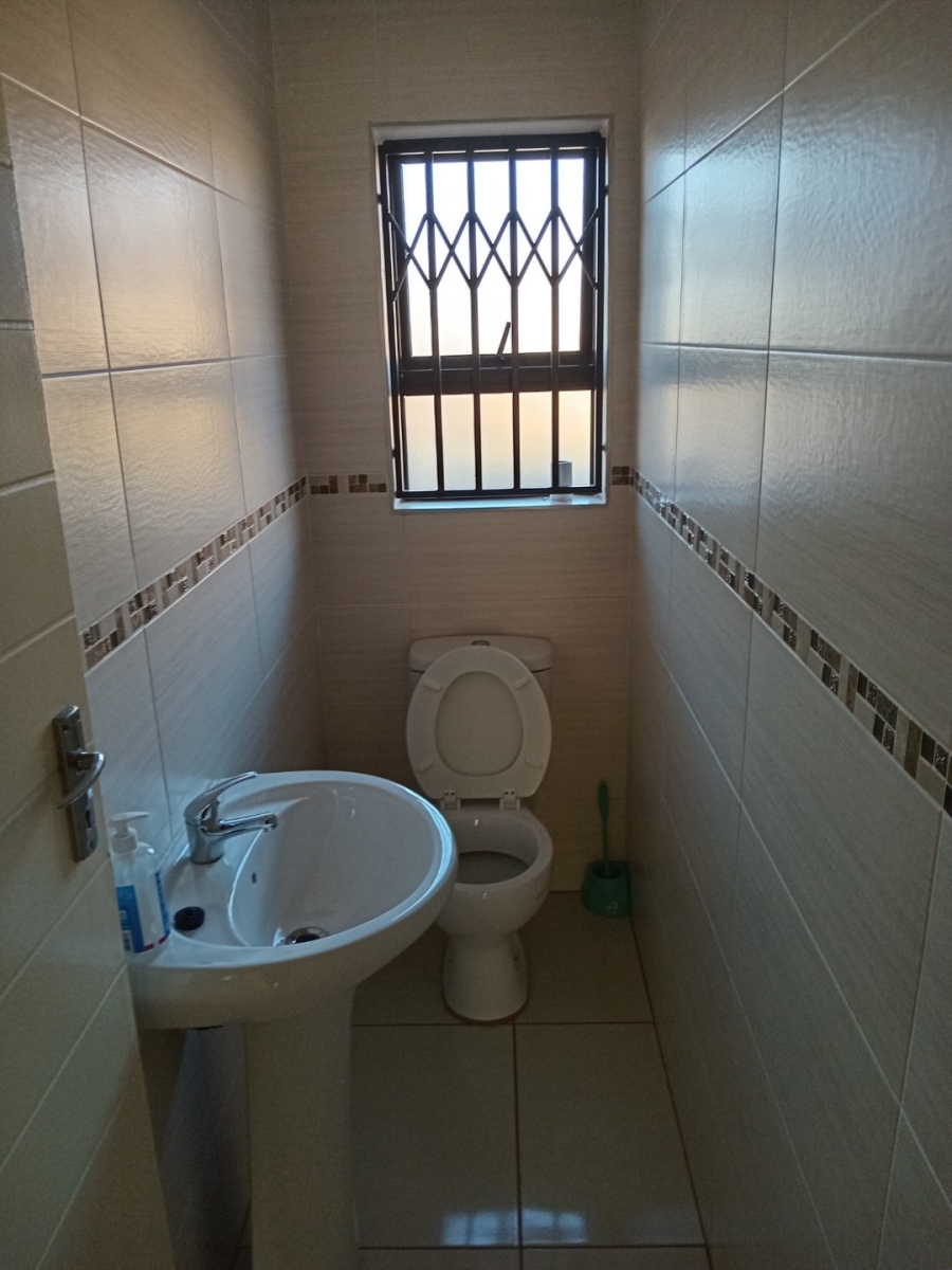 3 Bedroom Property for Sale in Hesteapark Gauteng
