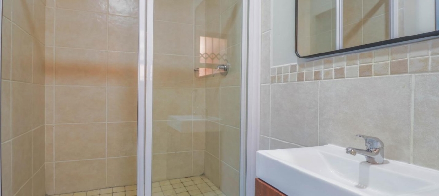 2 Bedroom Property for Sale in Summerfields Estate Gauteng