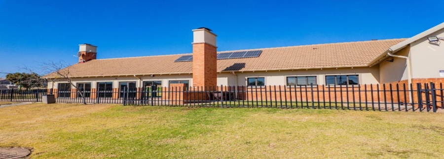 2 Bedroom Property for Sale in Summerfields Estate Gauteng